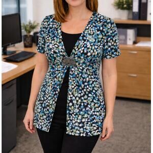 Elementz women's blouse two-fer Medium short sleeves relaxed silver clasp blue